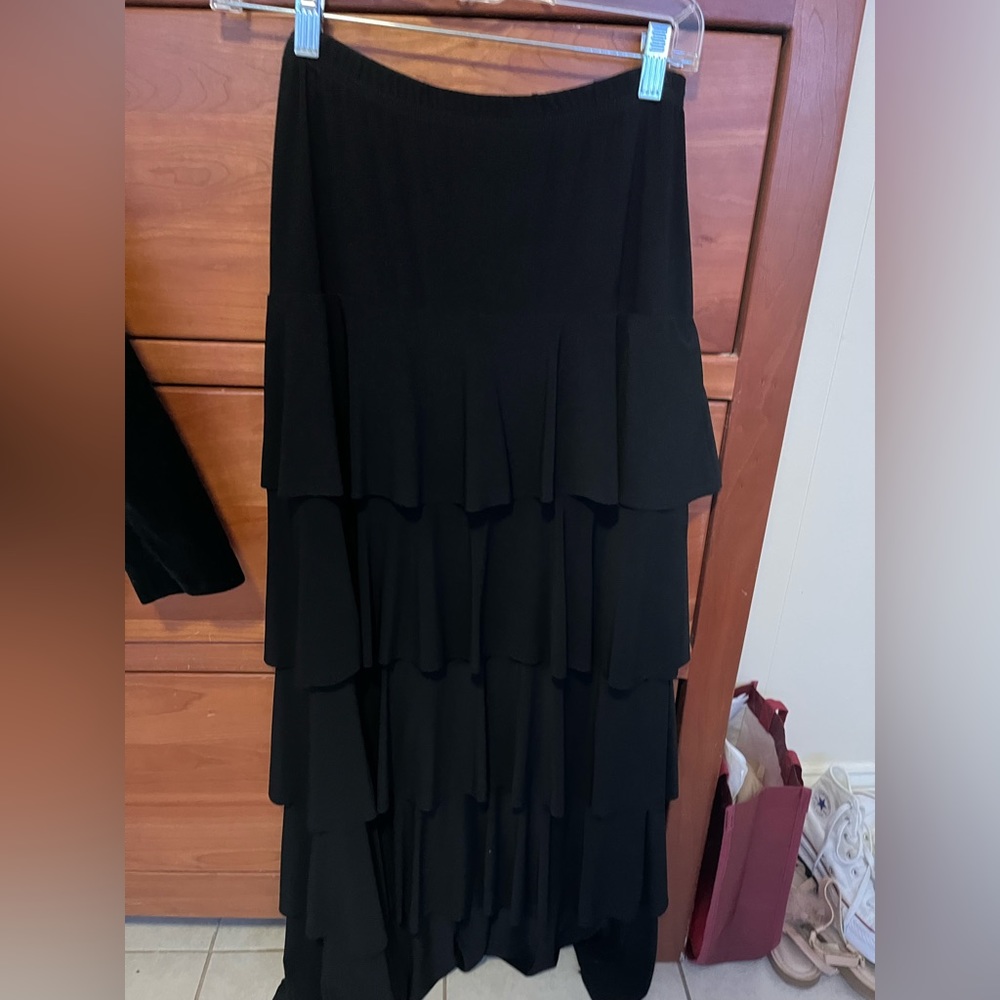 Junee woman’s size small layerd maxi skirt